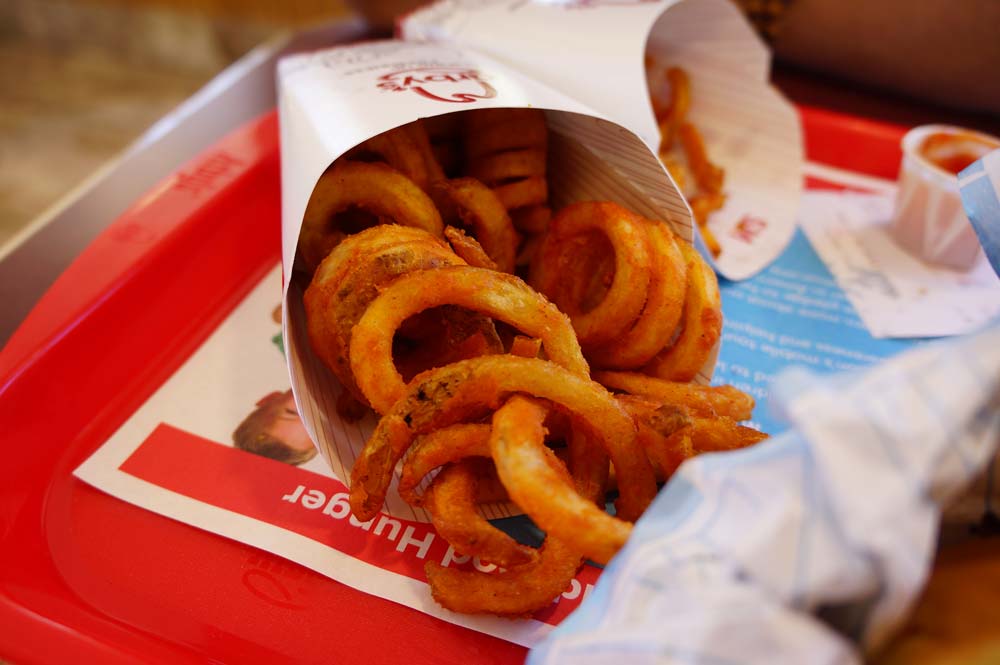 絶品カーリーフライ(arby's curly fries)。絶妙なコゲ具合が本当に最高